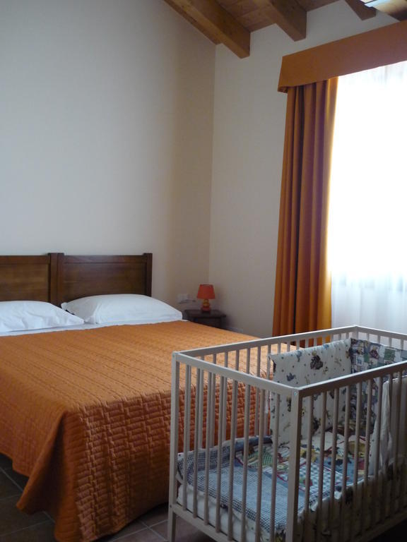 Pocenia Agriturismo Ai Laghi חדר תמונה