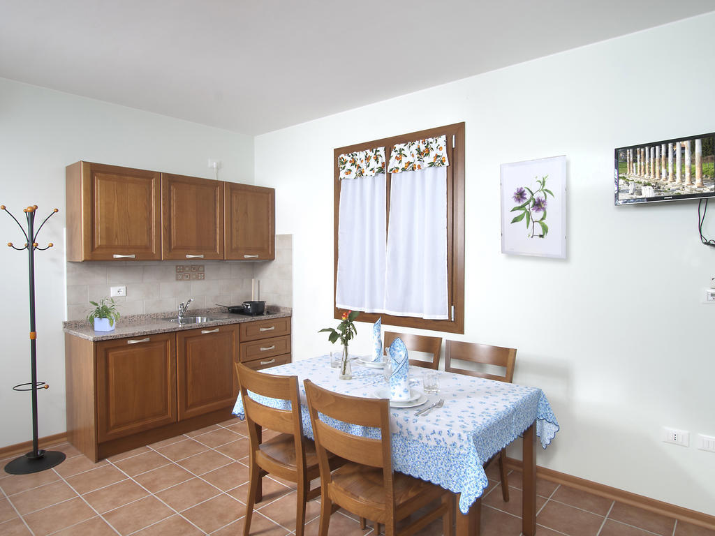 Pocenia Agriturismo Ai Laghi מראה חיצוני תמונה